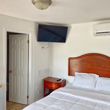 Sunny Motel Порт Елгин Екстериор снимка